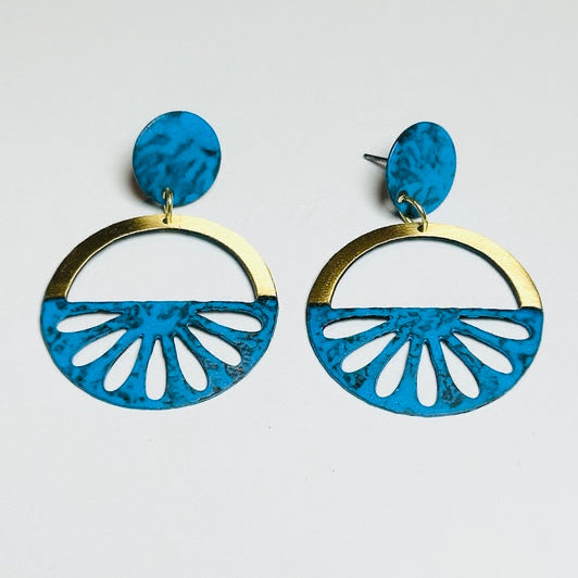 Devi Brass earrings, Blue (DOTG14)