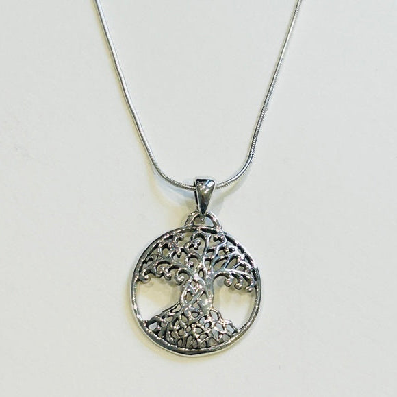 Tree of Life Circle Pendant / Silver Chain (GJ08)