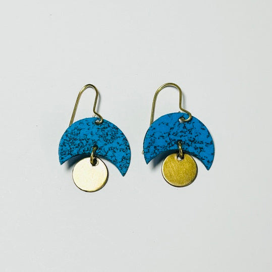 Jaya Brass earrings, Blue (DOTG3)